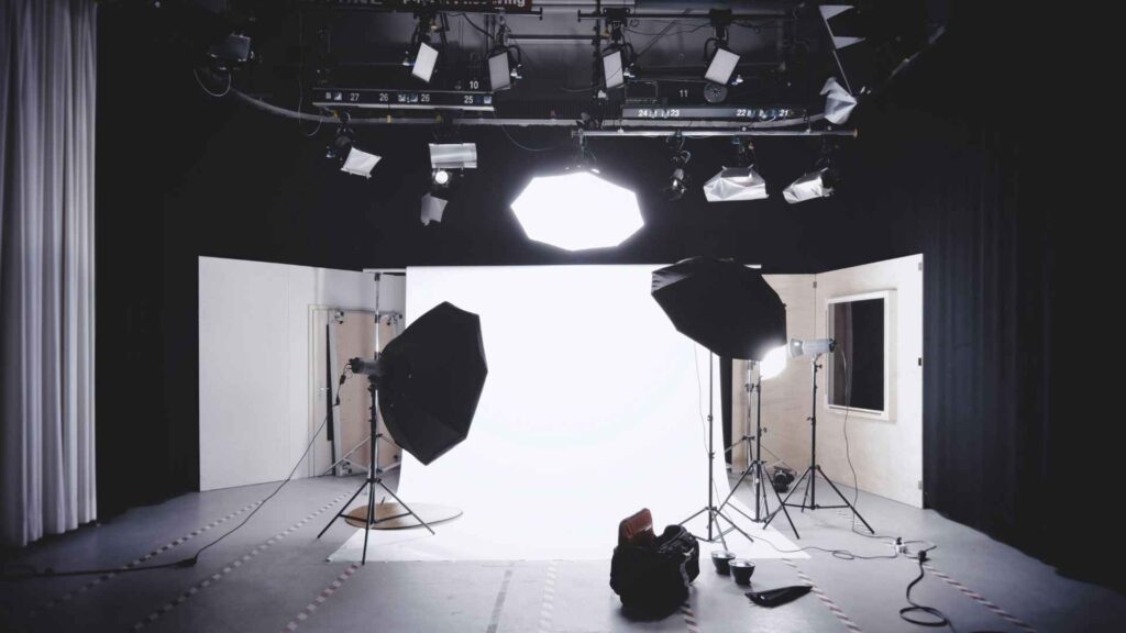 Foto di un set fotografico per introdurre la gestione del back-end del tuo business